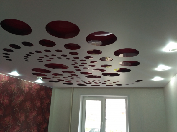 Перфорированный натяжной потолок