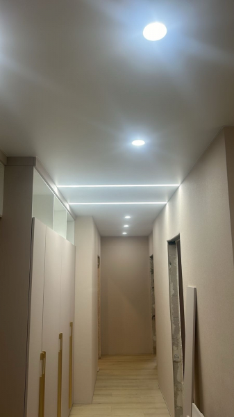 Потолок в прихожей